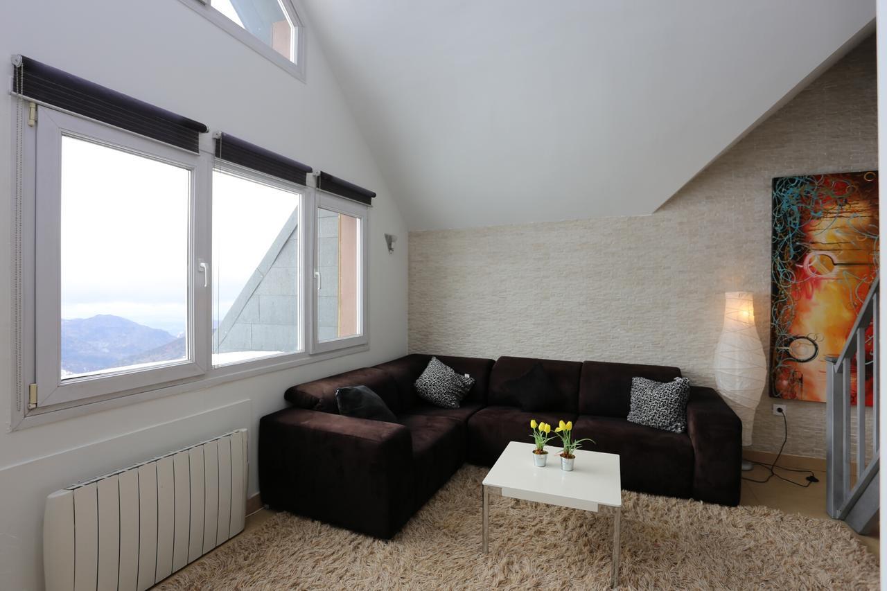 Miramar Ski A Pie De Pista - Atico Duplex , 4 Habitaciones Sierra Nevada Eksteriør bilde